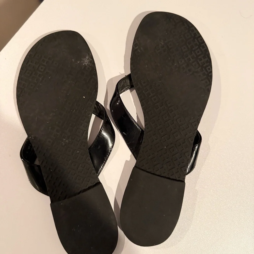 Tory Burch Black Flip Flops with Silver Logo - Picture 3 of 3